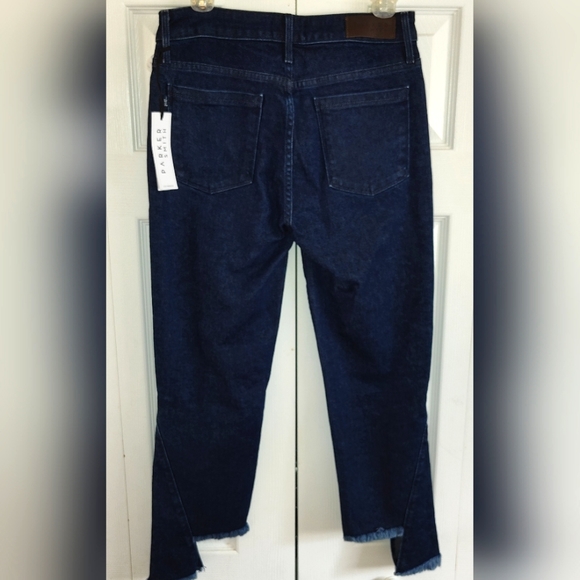 NWT Parker Smith Mid-Rise Step-Hem Flare Jeans, Size 29. - Picture 5 of 10